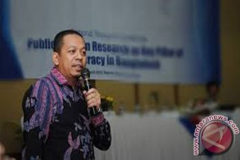 Prabowo dinilai tiru jurus Donal Trump