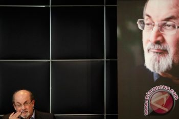 Iran Boikot "Frankfurt Book Fair" karena Undang Salman Rushdie