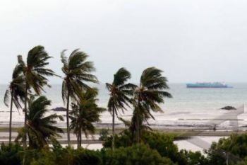 Angin Kencang, Nelayan Pilih Tidak Melaut