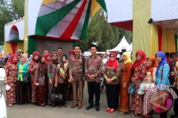 Bupati Barut Hadiri Pekan Desa di Aceh