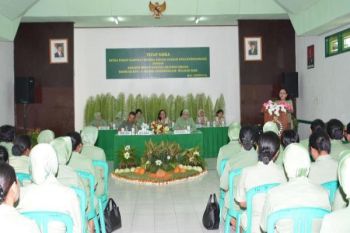Persit Cenderawasih kunjungan kerja ke Biak Numfor