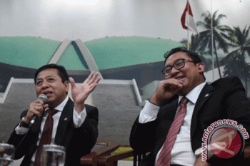 Junimart Mengaku Kecewa Novanto-Fadli tidak Penuhi Panggilan MKD
