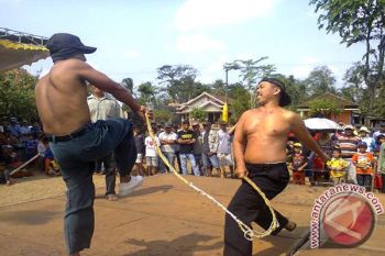 Petani Lampung Timur Adakan Ritual Tiban