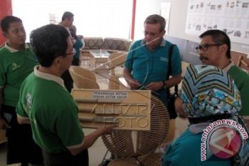 Pirnas Tunggu Hak Paten Papan Rotan 