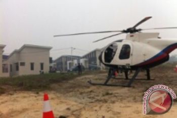 Helikopter Mendarat Darurat di Komplek Perumahan Akibat Asap