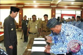 SUMPAH JANJI PNS 