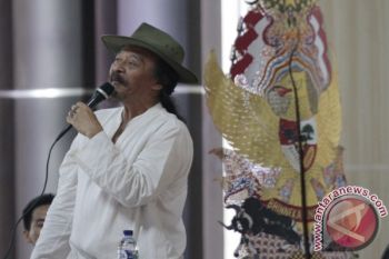 Simposium Pendidikan Sudjiwo Tejo