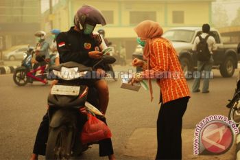 Dinas Kesehatan Barut Kembali Bagikan Ribuan Masker