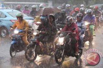 Basarnas Siap Hadapi Musim Hujan Diprediksi November 