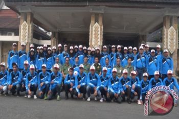 Bupati Barut Lepas Peserta Ikrar Anak Bangsa