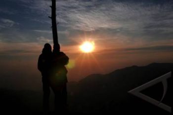 Tawarkan Sunrise, Bukit Njelir Purbalingga Mulai Diminati Wisatawan