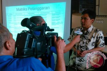 Tim advokasi Helmi-Muchendi minta Panwaslu profesional