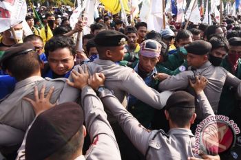 Demonstran seharusnya berkarya, bukan menyusahkan orang lain