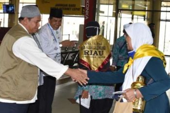 Pejabat Bupati Bengkalis Sambut Kepulangan JH Bengkalis Di Batam