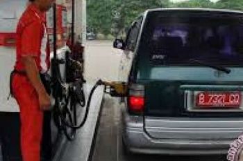 Pekanbaru Izinkan Mobil Dinas Pemerintah Gunakan Premium