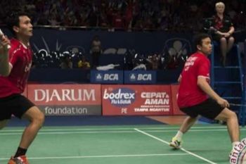 Ade-Wahyu Raih Juara Thailand Terbuka 2015