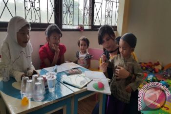 Anak-anak Korban Asap Dapat mainan Gratis Dari AGP
