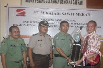  Sukajadi Sawit Mekar Sumbang Peralatan Penanggulangan Bencana Asap