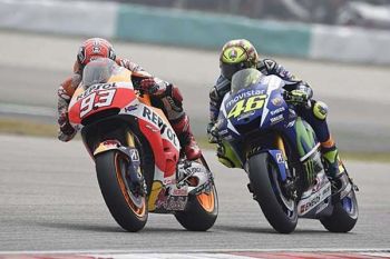 Honda tuding Rossi sengaja menendang Marquez