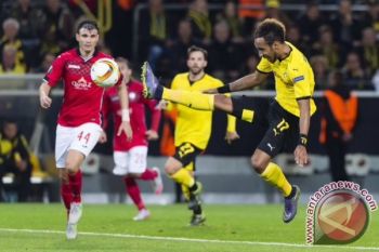 Dortmund Kalahkan  Qabala 4-0