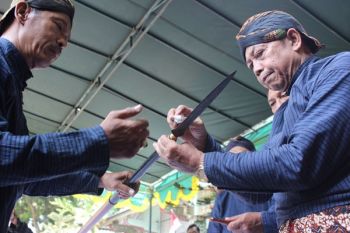 Tombak pusaka Pemkab Sleman akan "dijamas"