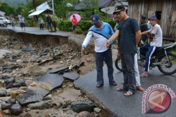 Sekitar 500 Rumah Terendam Banjir di Solok Selatan