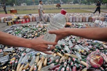 Pemprov NTB musnahkan 17.917 liter miras 