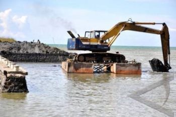 Sedimentasi Pelabuhan Pekalongan Segera Dikeruk