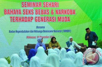 Legislator DPR bekali ibu selamatkan generasi muda 