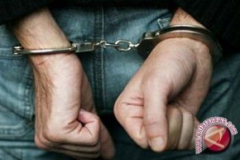 Dua Pencuri Kayu Perhutani Ditangkap