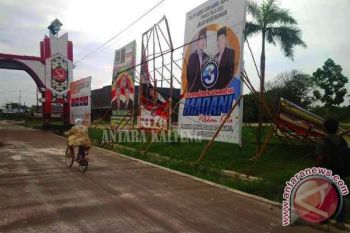 Alat Peraga Kampanye Pilkada Rusak Dan Hilang 