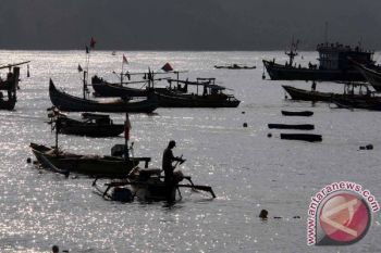 Nelayan Tulungagung Tidak Melaut karena Cuaca Buruk