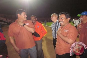 Bahas Pencarian Bibit Sepak Bola