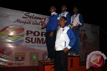 Lampung Raih Emas Ganda Lompat Tinggi Galah 
