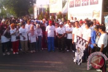 KPU Kotim Gelar Jalan Sehat Sambil Sosialisasi Pilkada