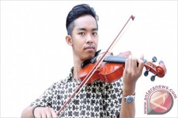 Dodit Mulyanto Hibur Penggemar Palangka Raya