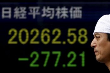 Teror Paris Tekan Harga Saham di Asia, Minyak Naik