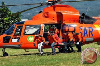 Polisi dan Pemuda Jogo Samodro Latihan SAR