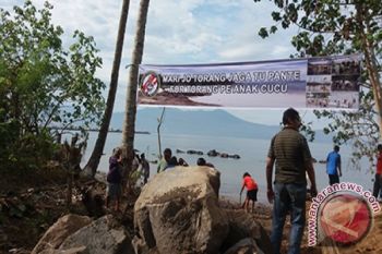 Bakamla Zona Tengah ajak masyarakat peduli laut 