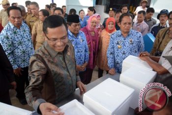 Memanjakan Nelayan Di Pelabuhan Perikanan Donggala