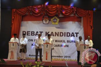 Warga Kritik Debat Peserta Pilkada di Hotel