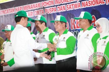 LOMBA PENANAMAN POHON