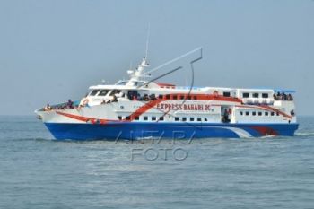 Penyebarangan Jepara-Karimunjawa Aman