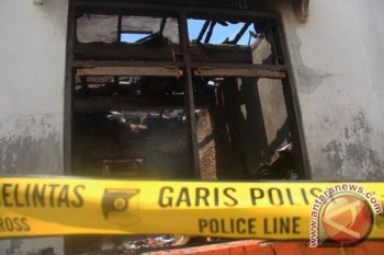 Polisi Larang Wartawan Masuki Area Kebakaran