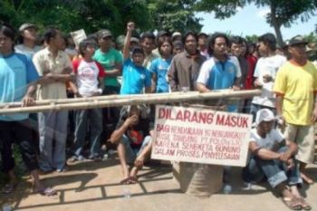 Dewan Sesalkan Pagar Bumi Tutup Akses Warga