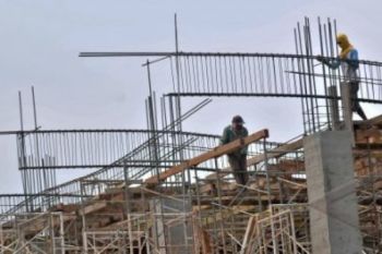 Pembangunan Pasar Peterongan Dipertanyakan