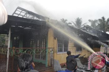 Satu Rumah Di Buntok Barsel Hangus Terbakar 