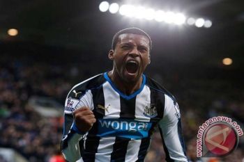 Liverpool Ditumbangkan Newcastle 0-2
