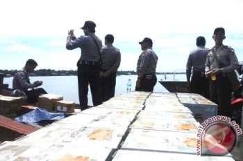 KPU Lanjutkan Distribusi Logistik Pilgub Ke Sembilan Kecamatan 