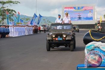 Atraksi KRI  warnai peringatan Hari Armada 
